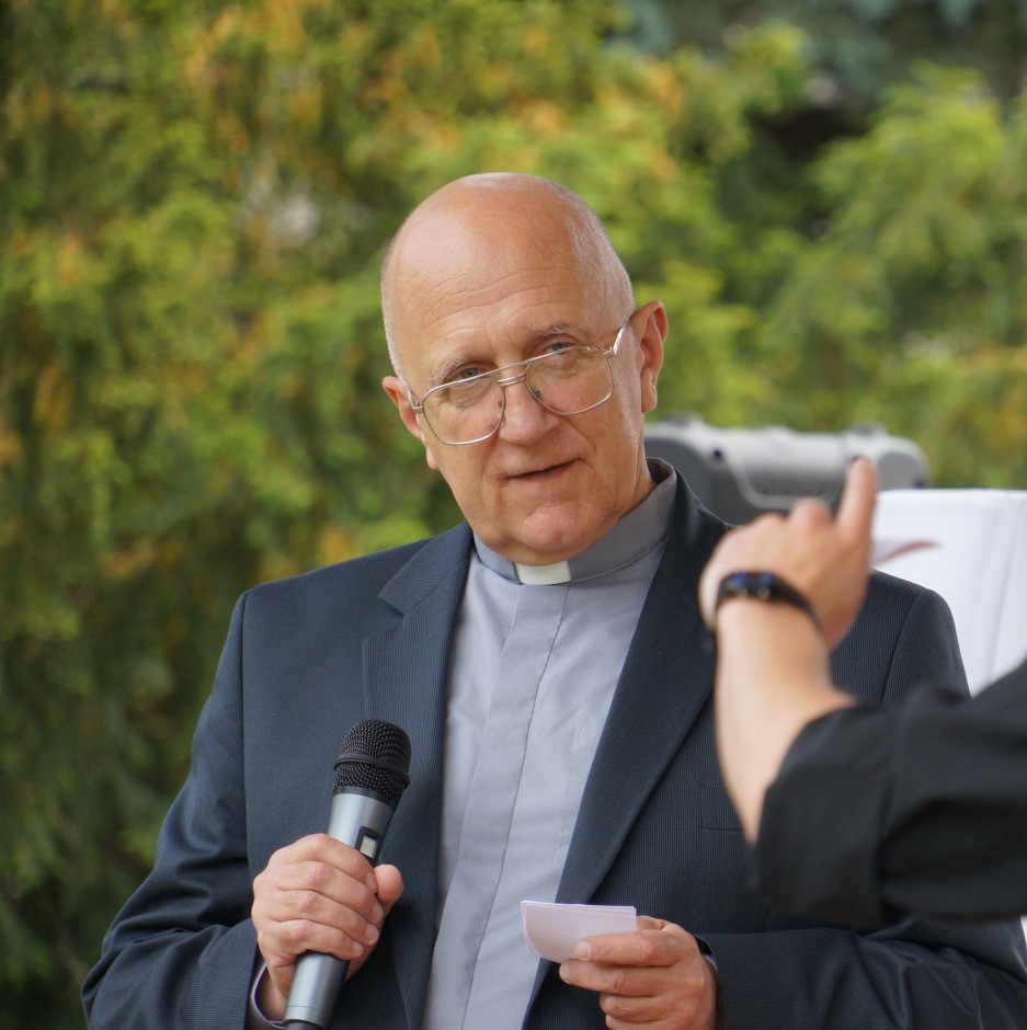 2012-2016 Száraz László atya