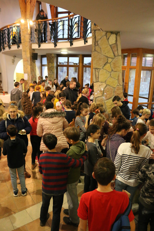 Ádventi kézműves foglakozás és vásár