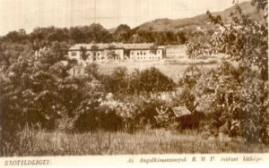 Iskolatörténet 1. - Az új ház