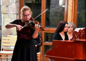 Zene világnapi koncert az aulában